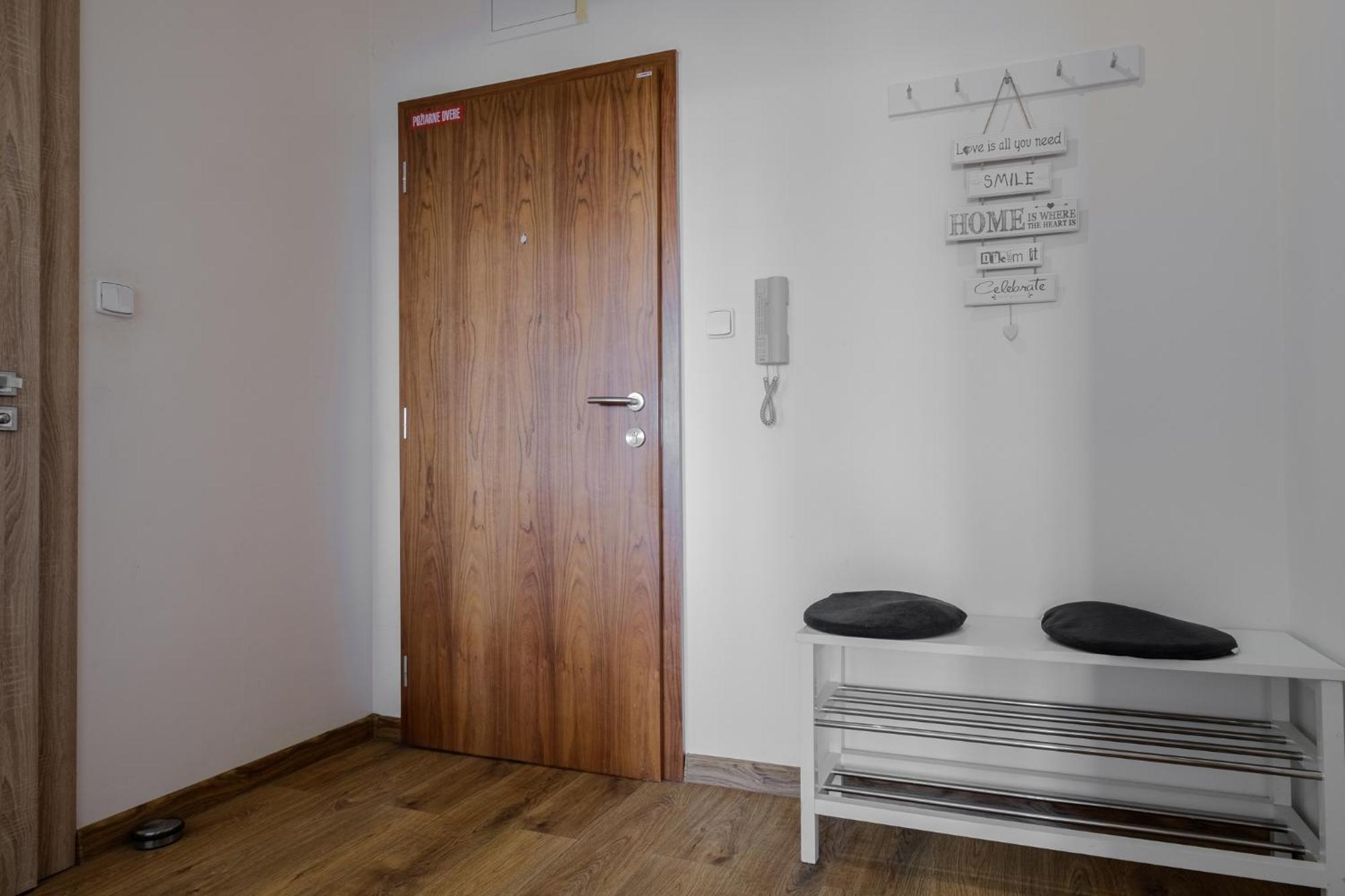Relax & Luxury A4 Apartment Vel'ka Lomnica Exterior foto